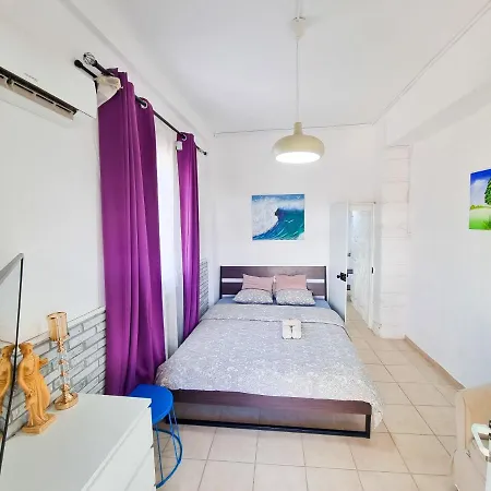 Aladdin's Ostello Larnaca